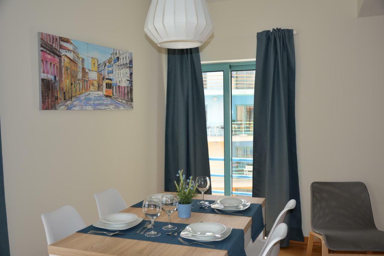 Stunning Apartment With Marina Views Albufeira Buitenkant foto